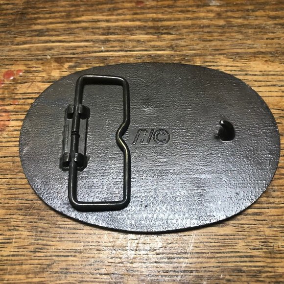 Vintage Lot of 2 Belt Buckles Quaker State and Hawk Bilt - Picture 4 of 8